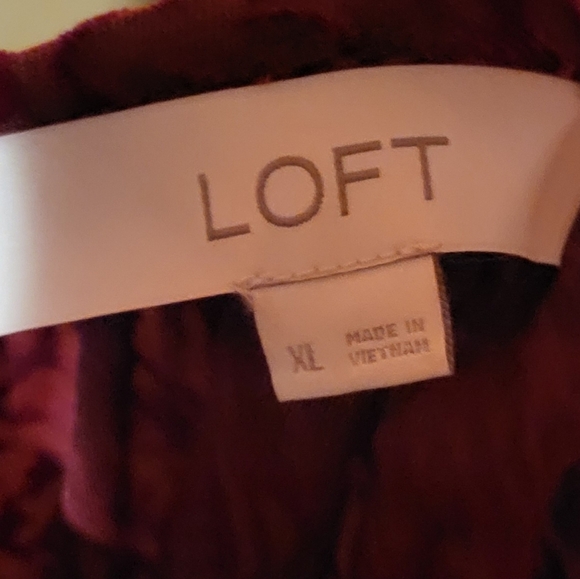 Loft Mosaic Shirred Velour Burgundy Red Paisley Floral Velvet Top Size XL - Picture 7 of 8